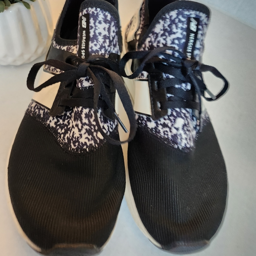 New Balance Sneakers - Picture 2 of 5